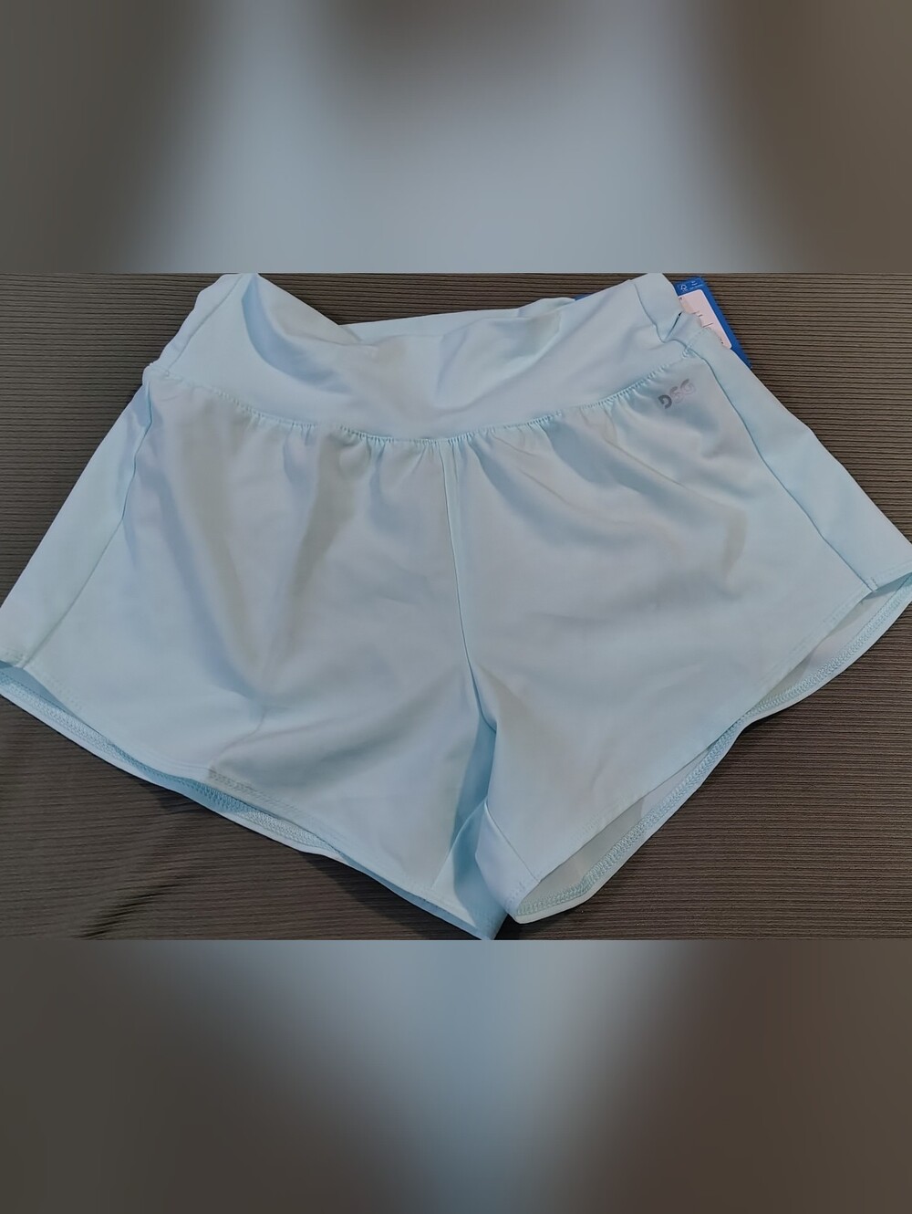 NWT (FLAWED) DSG Blue Stride High-Rise Shorts Girls